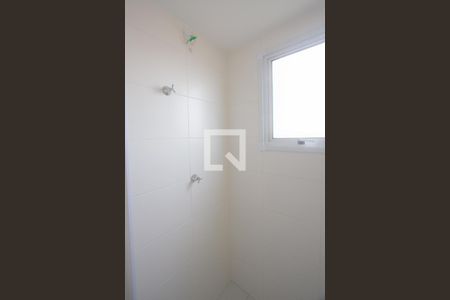 Banheiro de apartamento para alugar com 1 quarto, 32m² em Vila das Belezas, São Paulo