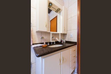 Casa à venda com 120m², 3 quartos e 2 vagasBanheiro