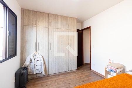 Casa à venda com 120m², 3 quartos e 2 vagasDormitório 2