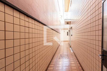 Casa à venda com 120m², 3 quartos e 2 vagasCorredor Externo