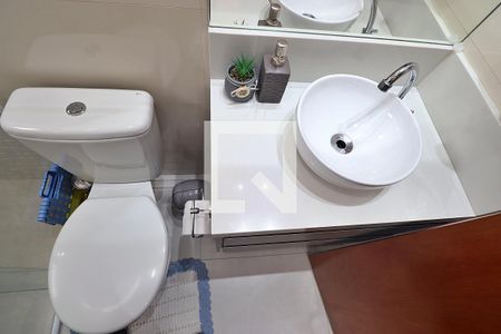 Apartamento à venda com 103m², 2 quartos e 2 vagasBanheiro Social