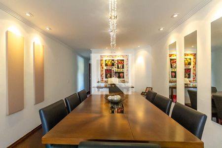 Apartamento à venda com 127m², 4 quartos e 2 vagas Apartamento à venda com 127m², 4 quartos e 2 vagasSala de Jantar