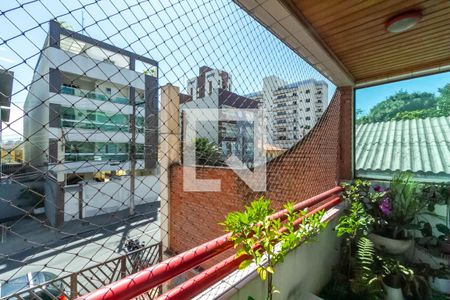 Apartamento à venda com 127m², 4 quartos e 2 vagas Apartamento à venda com 127m², 4 quartos e 2 vagasVista do Quarto 1