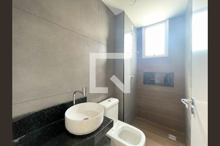 Banheiro da Suíte  de apartamento à venda com 2 quartos, 83m² em Santa Rosa, Belo Horizonte