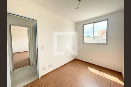 Suíte de apartamento à venda com 2 quartos, 83m² em Santa Rosa, Belo Horizonte