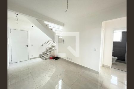 Sala de apartamento à venda com 3 quartos, 111m² em Santa Rosa, Belo Horizonte