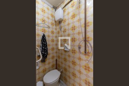 Casa à venda com 180m², 5 quartos e 2 vagas Casa à venda com 180m², 5 quartos e 2 vagasBanheiro 2 da Edícula