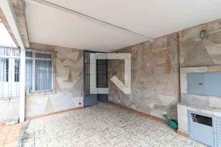 Casa à venda com 180m², 5 quartos e 2 vagas Casa à venda com 180m², 5 quartos e 2 vagasGaragem