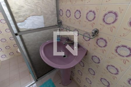 Casa à venda com 180m², 5 quartos e 2 vagas Casa à venda com 180m², 5 quartos e 2 vagasBanheiro 3