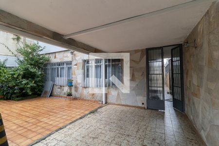 Casa à venda com 180m², 5 quartos e 2 vagas Casa à venda com 180m², 5 quartos e 2 vagasGaragem