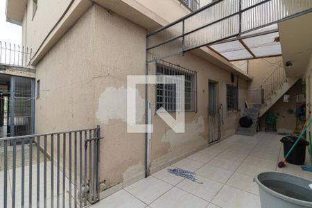 Casa à venda com 180m², 5 quartos e 2 vagas Casa à venda com 180m², 5 quartos e 2 vagasQuintal