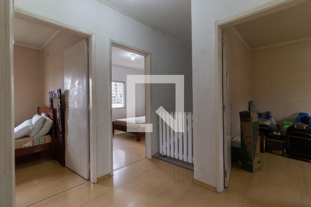 Casa à venda com 180m², 5 quartos e 2 vagas Casa à venda com 180m², 5 quartos e 2 vagasHall dos Quartos