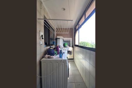 Apartamento à venda com 122m², 3 quartos e 1 vagaÁrea de Serviço