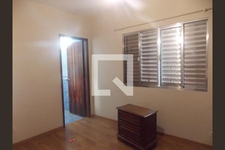 Casa à venda com 327m², 3 quartos e 4 vagasquarto