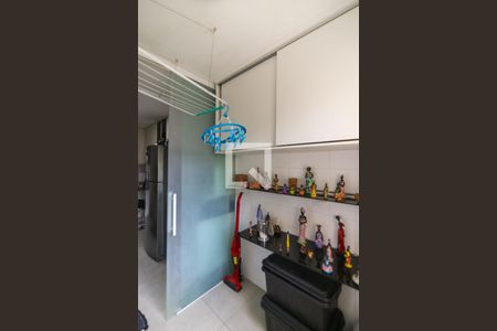 Apartamento à venda com 85m², 3 quartos e 2 vagas Apartamento à venda com 85m², 3 quartos e 2 vagasÁrea de Serviço