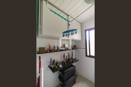 Apartamento à venda com 85m², 3 quartos e 2 vagas Apartamento à venda com 85m², 3 quartos e 2 vagasÁrea de Serviço