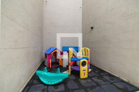 Apartamento à venda com 85m², 3 quartos e 2 vagas Apartamento à venda com 85m², 3 quartos e 2 vagasÁrea comum - Playground