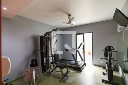 Apartamento à venda com 85m², 3 quartos e 2 vagas Apartamento à venda com 85m², 3 quartos e 2 vagasÁrea comum - Academia