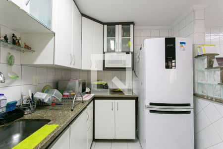 Casa à venda com 211m², 3 quartos e 2 vagas Casa à venda com 211m², 3 quartos e 2 vagasCozinha