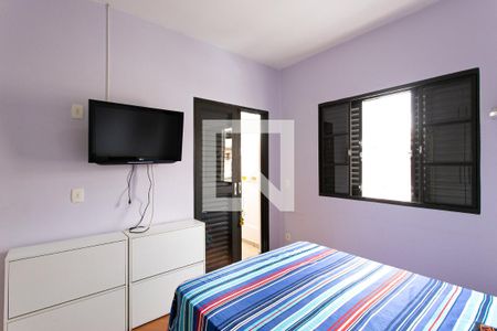 Casa à venda com 211m², 3 quartos e 2 vagas Casa à venda com 211m², 3 quartos e 2 vagasSuíte 2