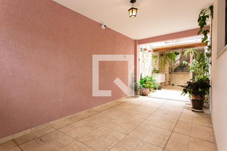 Casa à venda com 211m², 3 quartos e 2 vagas Casa à venda com 211m², 3 quartos e 2 vagasGaragem