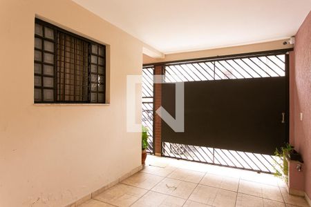 Casa à venda com 211m², 3 quartos e 2 vagas Casa à venda com 211m², 3 quartos e 2 vagasGaragem