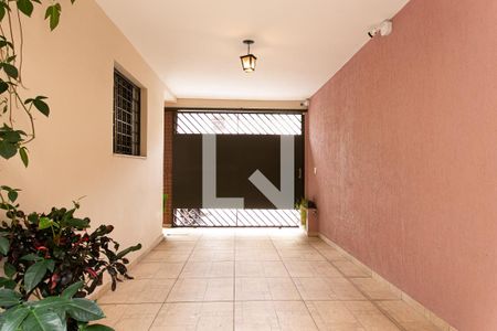 Casa à venda com 211m², 3 quartos e 2 vagas Casa à venda com 211m², 3 quartos e 2 vagasGaragem