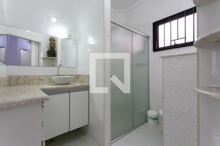 Casa à venda com 211m², 3 quartos e 2 vagas Casa à venda com 211m², 3 quartos e 2 vagasBanheiro da Suíte 1