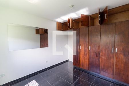 Quarto 1 de casa para alugar com 2 quartos, 100m² em Parque Boturussu, São Paulo