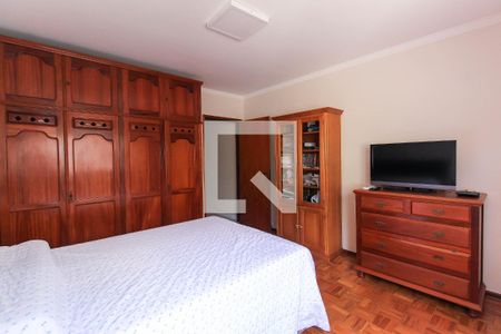 Casa à venda com 281m², 3 quartos e 4 vagasQuarto 3