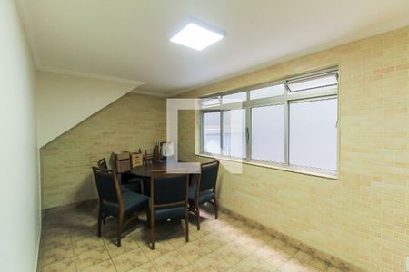 Casa à venda com 281m², 3 quartos e 4 vagasQuarto de Serviço