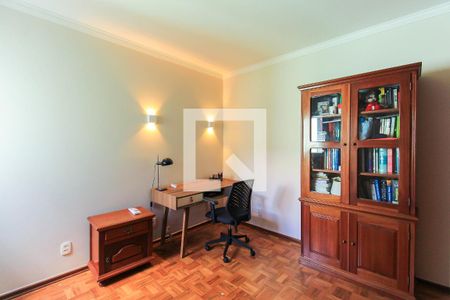 Casa à venda com 281m², 3 quartos e 4 vagasQuarto 2