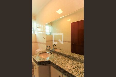 Casa à venda com 281m², 3 quartos e 4 vagasLavabo