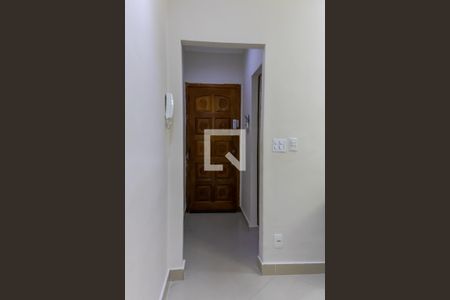 Sala de casa de condomínio para alugar com 2 quartos, 85m² em Quintino Bocaiuva, Rio de Janeiro