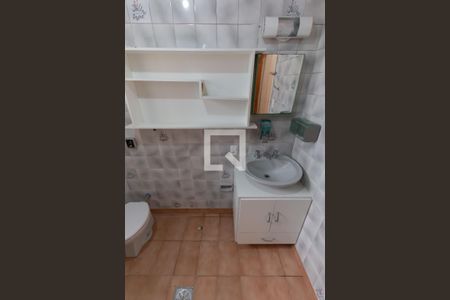 Casa à venda com 60m², 1 quarto e 1 vaga Casa à venda com 60m², 1 quarto e 1 vagaBanheiro