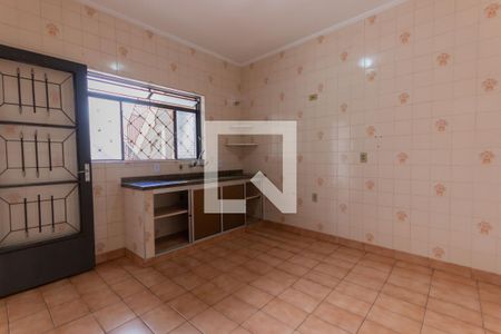Casa à venda com 60m², 1 quarto e 1 vaga Casa à venda com 60m², 1 quarto e 1 vagaCozinha