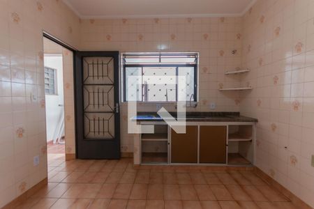 Casa à venda com 60m², 1 quarto e 1 vaga Casa à venda com 60m², 1 quarto e 1 vagaCozinha