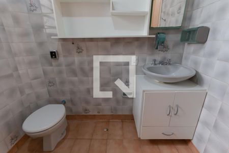 Casa à venda com 60m², 1 quarto e 1 vaga Casa à venda com 60m², 1 quarto e 1 vagaBanheiro