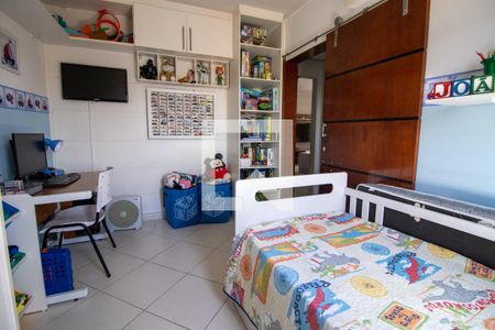 Apartamento à venda com 98m², 3 quartos e 2 vagas Apartamento à venda com 98m², 3 quartos e 2 vagasQuarto 2
