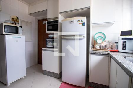 Apartamento à venda com 98m², 3 quartos e 2 vagas Apartamento à venda com 98m², 3 quartos e 2 vagasCozinha