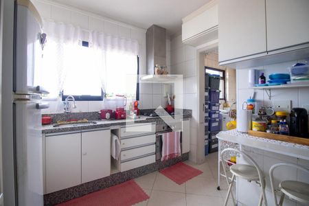Apartamento à venda com 98m², 3 quartos e 2 vagas Apartamento à venda com 98m², 3 quartos e 2 vagasCozinha