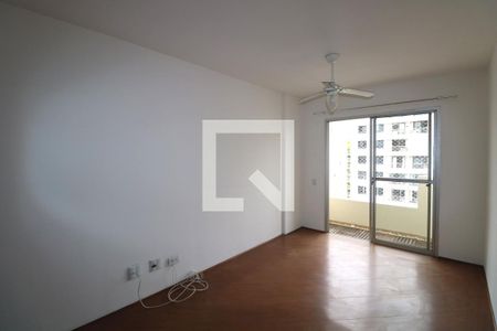 Sala  de apartamento para alugar com 3 quartos, 75m² em Vila Pompéia, São Paulo