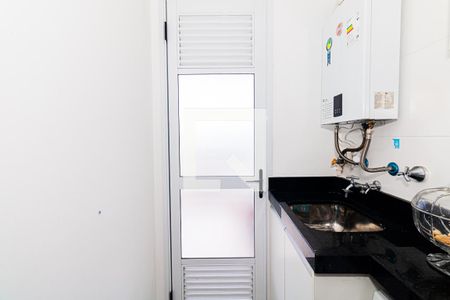 Apartamento à venda com 63m², 2 quartos e 1 vaga Apartamento à venda com 63m², 2 quartos e 1 vagaCozinha e Área de Serviço