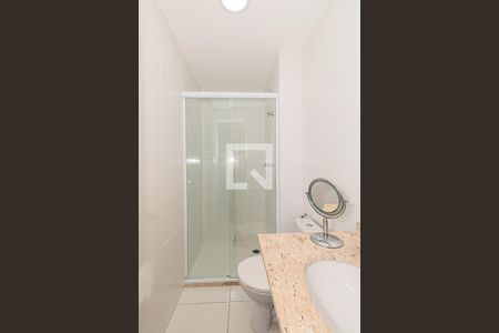 Apartamento à venda com 63m², 2 quartos e 1 vaga Apartamento à venda com 63m², 2 quartos e 1 vagaBanheiro
