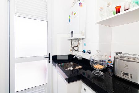 Apartamento à venda com 63m², 2 quartos e 1 vaga Apartamento à venda com 63m², 2 quartos e 1 vagaCozinha e Área de Serviço