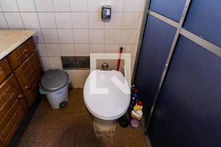 Casa à venda com 330m², 4 quartos e 15 vagasBanheiro