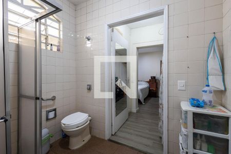 Casa à venda com 330m², 4 quartos e 15 vagasBanheiro da Suíte