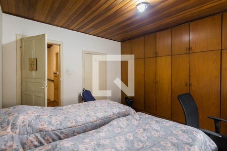 Casa à venda com 330m², 4 quartos e 15 vagasQuarto 2