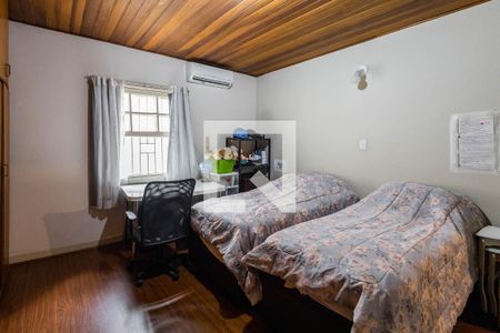 Casa à venda com 330m², 4 quartos e 15 vagasQuarto 2