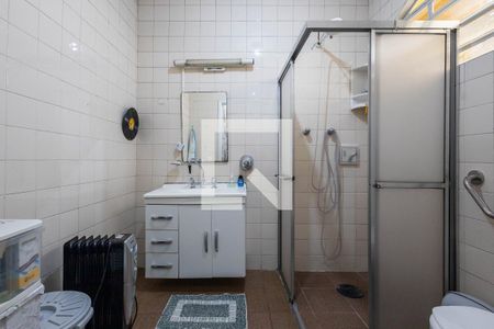 Casa à venda com 330m², 4 quartos e 15 vagasBanheiro da Suíte